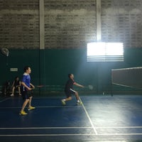 Photo taken at Charoen Nakhon 10 Badminton by June on 7/16/2016