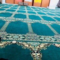 Photo taken at مسجد فاطمة الزهراء by Bayan S. on 5/4/2018