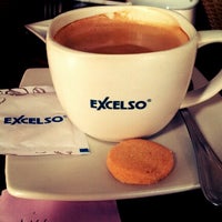 Review EXCELSO