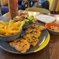 Photo taken at Nando&amp;#39;s by Ahmed on 5/3/2022