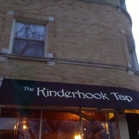 3/28/2013にYesenia R.がThe Kinderhook Tapで撮った写真