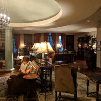 Foto diambil di Hotel Los Gatos oleh Tiffany T. pada 2/7/2019