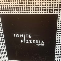 Foto scattata a Ignite Pizzeria da Krista&amp;#39;s P. il 11/11/2020