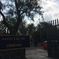 8/2/2017 tarihinde Mariana V.ziyaretçi tarafından Facultad de Ciencias, UNAM'de çekilen fotoğraf