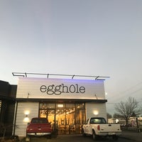 รูปภาพถ่ายที่ Egghole โดย Susan เมื่อ 2/13/2022