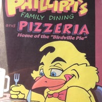 Das Foto wurde bei Phillippi&amp;#39;s Family Dining &amp;amp; Pizzeria von Tracy Y. am 7/30/2013 aufgenommen