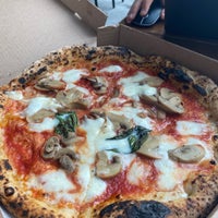 7/8/2020 tarihinde leo k.ziyaretçi tarafından Sorbillo Pizzeria'de çekilen fotoğraf