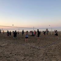 Photo taken at Foster Beach Volley by N. Felipe M. on 7/30/2019