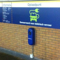 Das Foto wurde bei Interparking Lijnbaan von Ber D. am 7/17/2013 aufgenommen