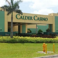 Das Foto wurde bei Calder Casino von Sara F. am 6/23/2013 aufgenommen