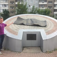 Photo taken at Памятник десятирублевой купюре by Евгения П. on 7/29/2016