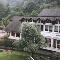 5/18/2018 tarihinde Carina A.ziyaretçi tarafından Hotel Zugbrücke Grenzau'de çekilen fotoğraf