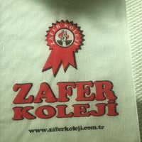 Das Foto wurde bei Zafer Koleji von 🎀nilsss🎀 Ç. am 11/9/2019 aufgenommen