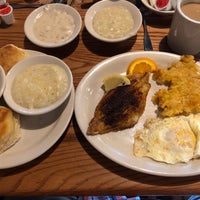 Photo taken at Cracker Barrel Old Country Store by George C. on 5/21/2019