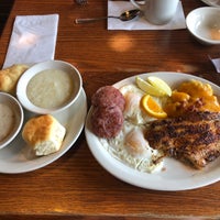 Photo taken at Cracker Barrel Old Country Store by George C. on 10/13/2019