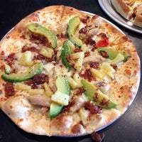6/21/2014にMichael M.がPie Five Pizza Co.で撮った写真
