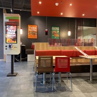 Photo taken at Burger King by Tri N. on 9/21/2021