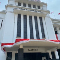 Photo taken at Museum Bank Mandiri by Tri N. on 8/21/2022
