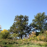 รูปภาพถ่ายที่ Witmer Park โดย Norah C. เมื่อ 9/29/2012