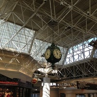 11/17/2012 tarihinde Nick L.ziyaretçi tarafından General Mitchell International Airport (MKE)'de çekilen fotoğraf