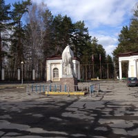 Photo taken at Озёрский парк культуры и отдыха by Tovis B. on 4/24/2013
