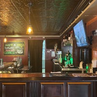 Photo taken at Fitzpatrick&amp;#39;s Tavern by Dipesh G. on 11/4/2022
