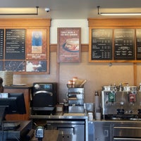 Photo taken at Peet&amp;#39;s Coffee &amp;amp; Tea by Dipesh G. on 2/21/2022