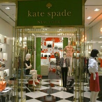 Photo taken at Kate Spade New York by Gui F. on 10/17/2012