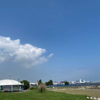 Photo taken at 東扇島東公園 by あっきー on 9/16/2023