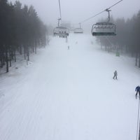 รูปภาพถ่ายที่ Skiliftkarussell Winterberg โดย Jeroen D. เมื่อ 12/21/2017