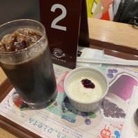 Photo taken at カフェ・ド・クリエ 地下鉄今池駅店 by Tsutomu S. on 8/15/2020