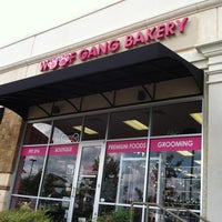 Photo prise au Woof Gang Bakery and Grooming par Bernice I. le10/25/2012