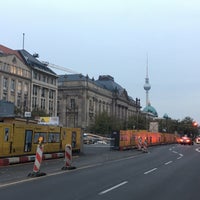 Photo taken at Sprachenzentrum der HU Berlin by J on 10/24/2017