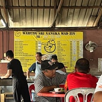 Photo taken at Restoren Sri Nangka, Teras Jernang by Faiz Z. on 9/29/2022