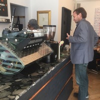 Снимок сделан в Four Letter Word Coffee пользователем Melinda R. 10/14/2018