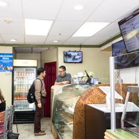 Das Foto wurde bei Boston Shawarma von Boston Shawarma am 9/1/2017 aufgenommen