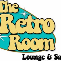Foto scattata a The Retro Room Salon &amp;amp; Lounge da The Retro Room Salon &amp;amp; Lounge il 10/30/2014
