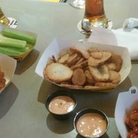 Photo taken at Buffalo Wild Wings by Tom C. on 7/12/2018