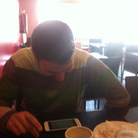 Foto tomada en Boa Nova, Padaria - Pastelaria  por Tiago M. el 3/13/2014