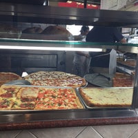 9/16/2016에 Savannah A.님이 Airways Pizza, Gyro &amp;amp; Restaurant에서 찍은 사진