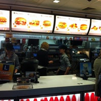 Mcdonald S Fastfood Restaurant In Luchthaven Schiphol