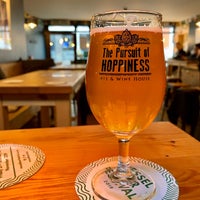 Photo taken at The Pursuit of Hoppiness by Roger N. on 11/7/2019