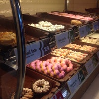 Photo taken at Mister Donut by T A N G M O .. on 11/23/2016