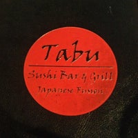 รูปภาพถ่ายที่ Tabu Sushi Bar &amp;amp; Grill โดย Janeth C. เมื่อ 3/28/2013