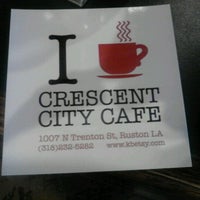 11/21/2012 tarihinde Carolyn C.ziyaretçi tarafından Crescent City Coffee'de çekilen fotoğraf
