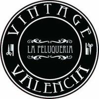 Foto tirada no(a) Vintage Valencia Peluquería por Vintage Valencia Peluqueria C. em 11/10/2015