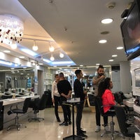 Photo taken at Jest Coiffeur by Tulpan 2. on 11/17/2018