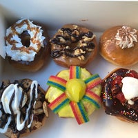 1/12/2018에 KT F.님이 WOW Donuts and Drips에서 찍은 사진