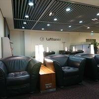 Photo taken at Lufthansa Senator Lounge by Shinsuke N. on 9/22/2017
