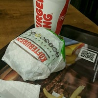 Photo taken at Burger King by 👑 DENNIS 👑 . on 8/30/2021